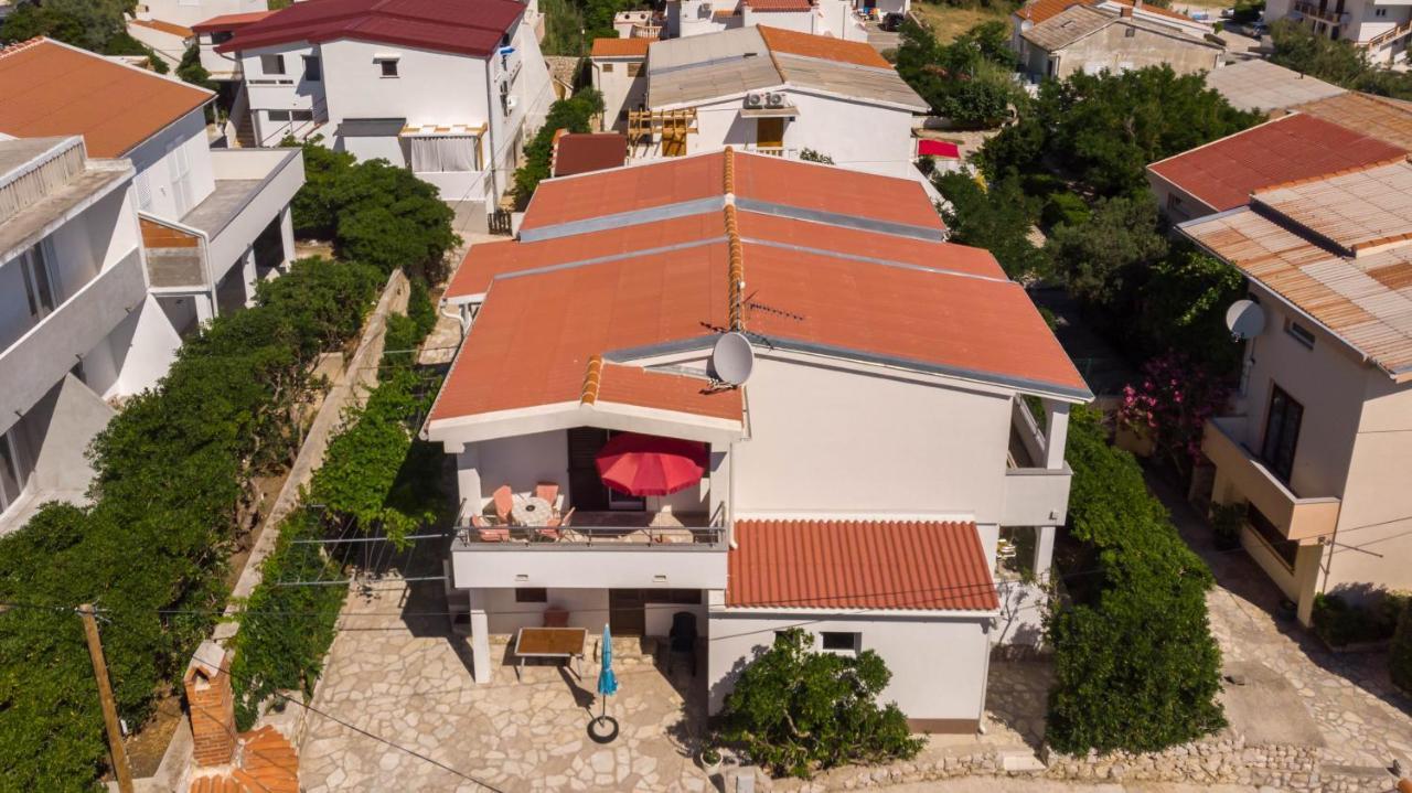 Apartments Salis Pag Town Exterior photo